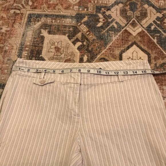 New York & Company Capri size 4 - Picture 4 of 5